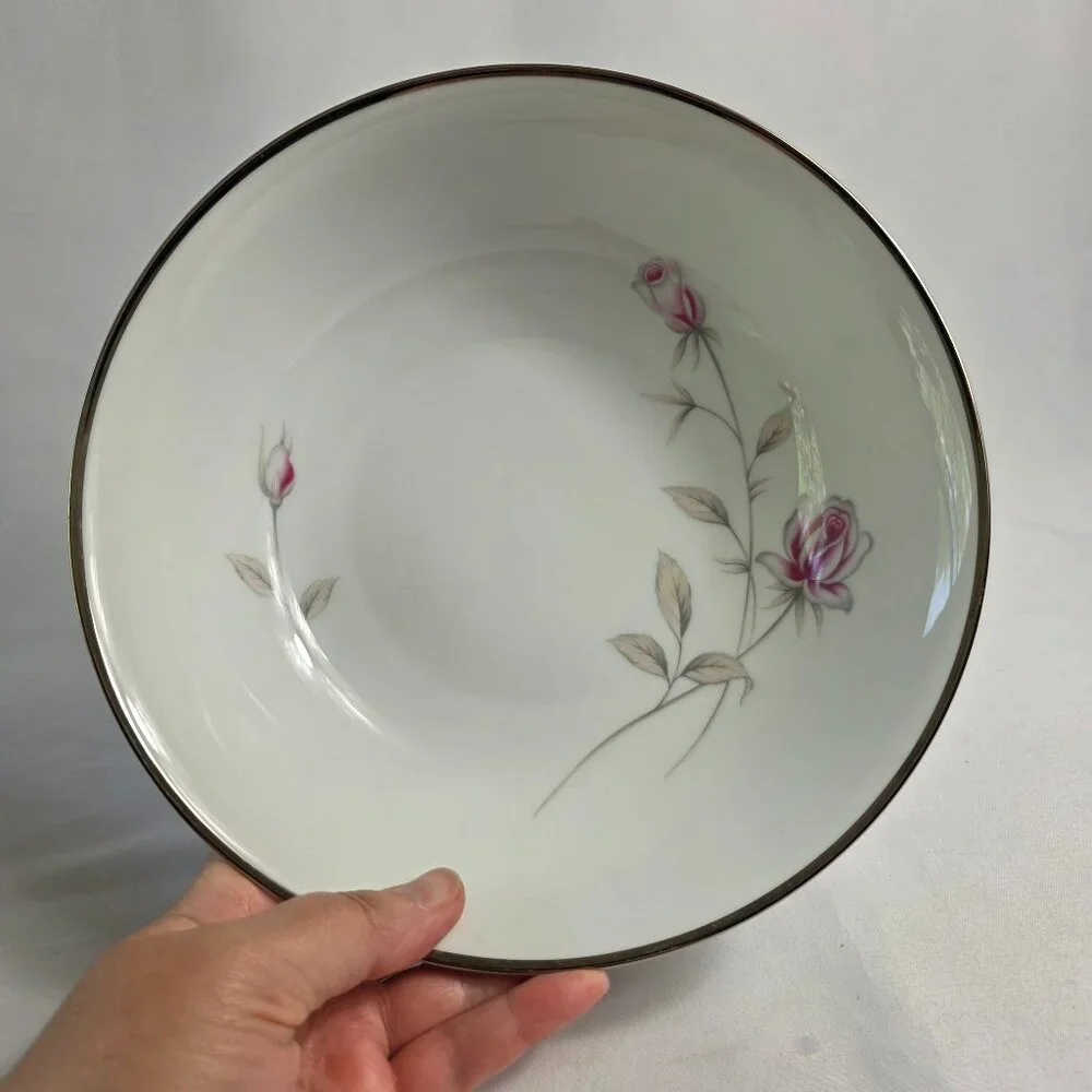 Seizan Fine China Lasting Rose 9 Inch Serving Bowl White Pink Roses Gray Leaves